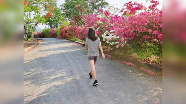 Walking after meals helps lower blood sugar