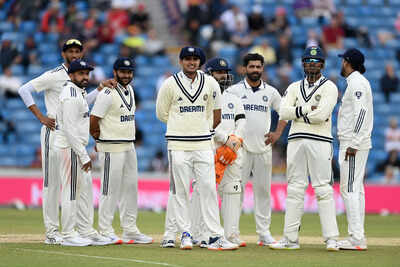 Indian cricket team huddle before a match